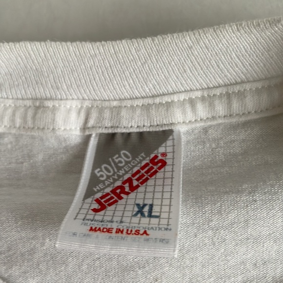 Vintage Jerzees Grandma Hug Colorful Retro Tee Shirt - Picture 4 of 9